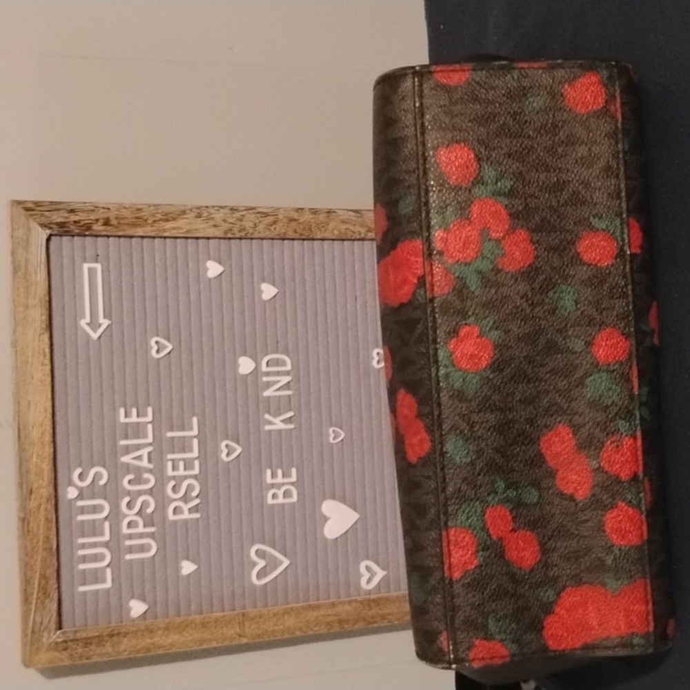 MICHEAL KORS ROSE CROSSBODY - Picture 5 of 11